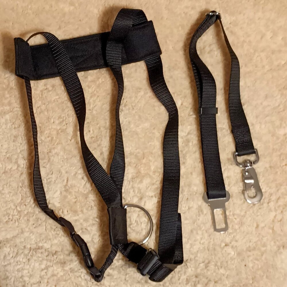 Newer ~Pet Trends Pet Safety Restraint (Size: Large for dogs weighing 44-88 lbs) - Picture 3 of 6